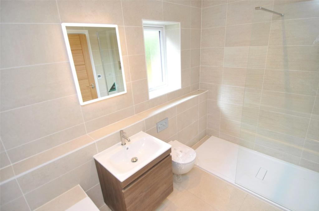 Caldy en suite